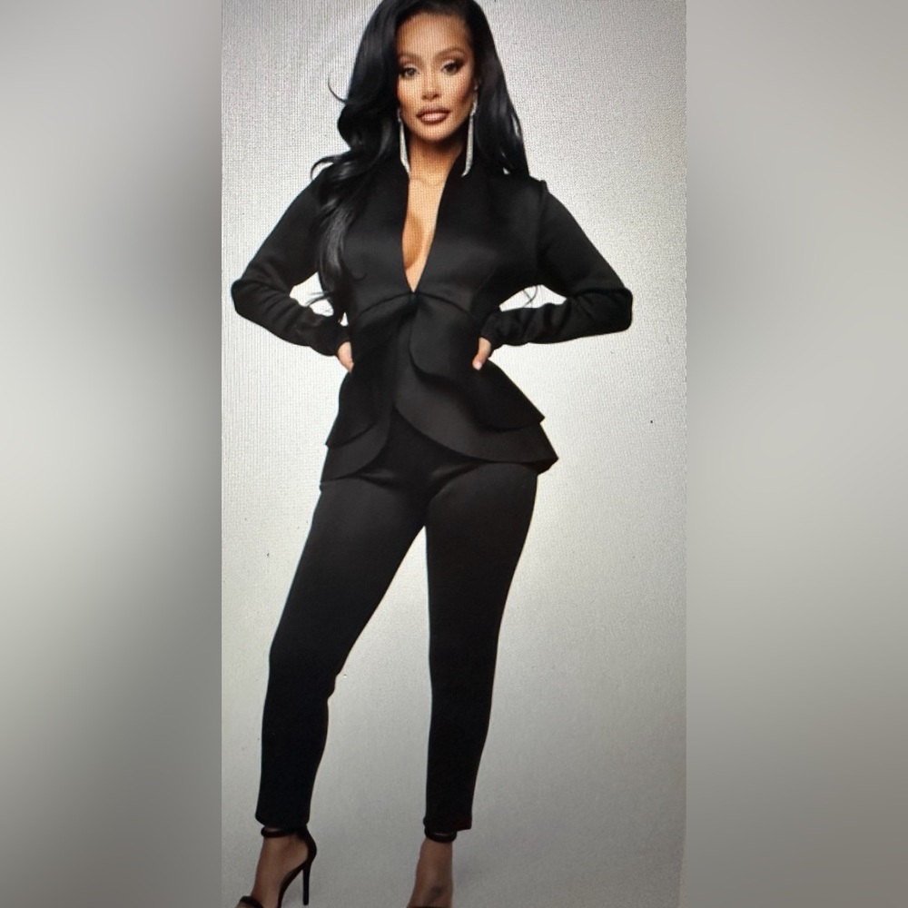 NEW- Black 2 piece pant set- Ruffled hem top with deep V Neck & fitted pants.